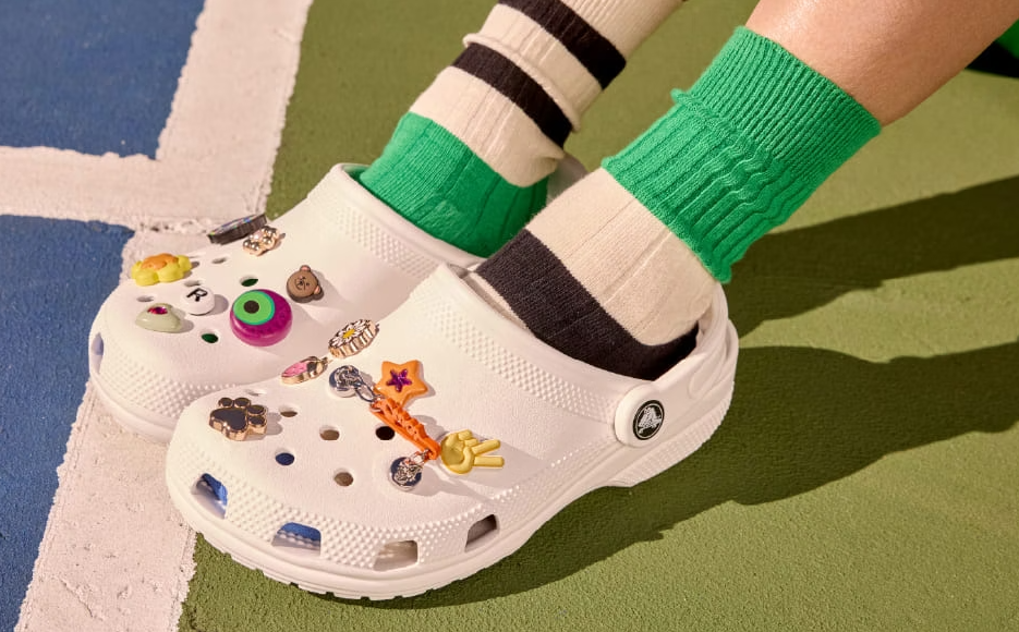 卡骆驰有哪些热门系列？Crocs经典系列洞洞鞋要怎么选